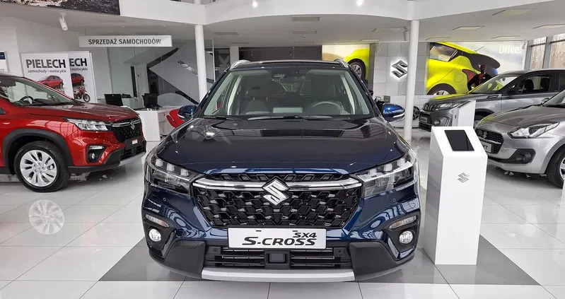 mazowieckie Suzuki SX4 S-Cross cena 125590 przebieg: 1, rok produkcji 2024 z Sieniawa